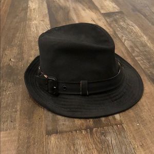 Burberry hat